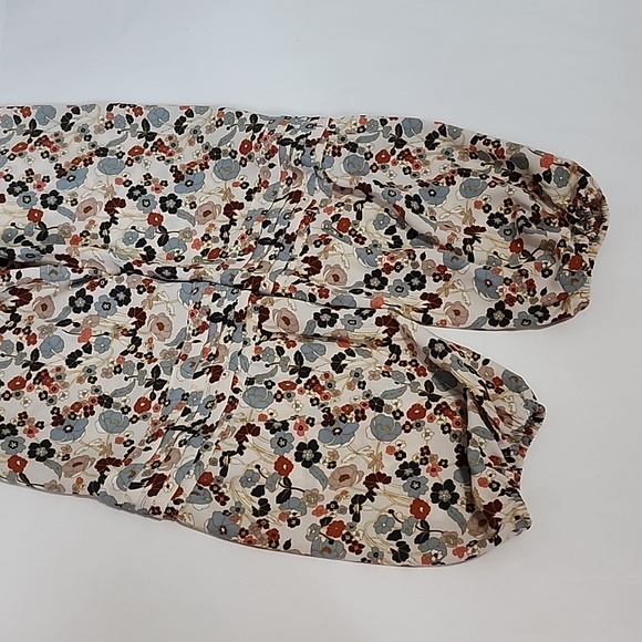 Lauren Conrad Long Sleeves Floral Blouse / Size M - Picture 10 of 13